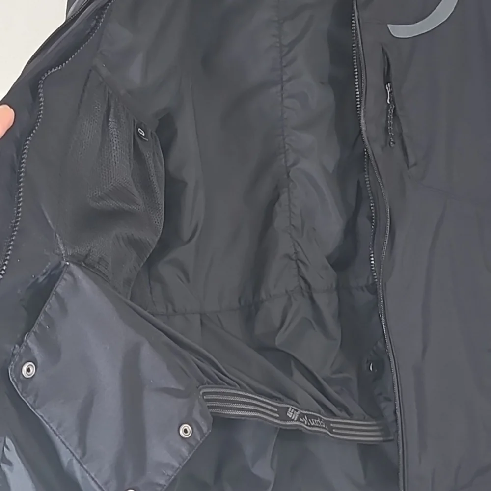Columbia Interchange Men's Jacket #WM1043 Black/Gray, size Small